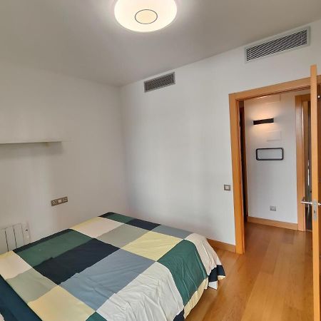 Family Apartment Forum Barcelona Eksteriør bilde