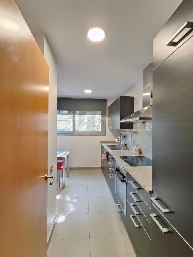 Family Apartment Forum Barcelona Eksteriør bilde