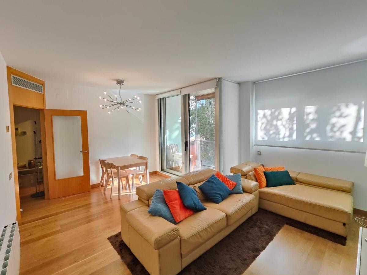 Family Apartment Forum Barcelona Eksteriør bilde